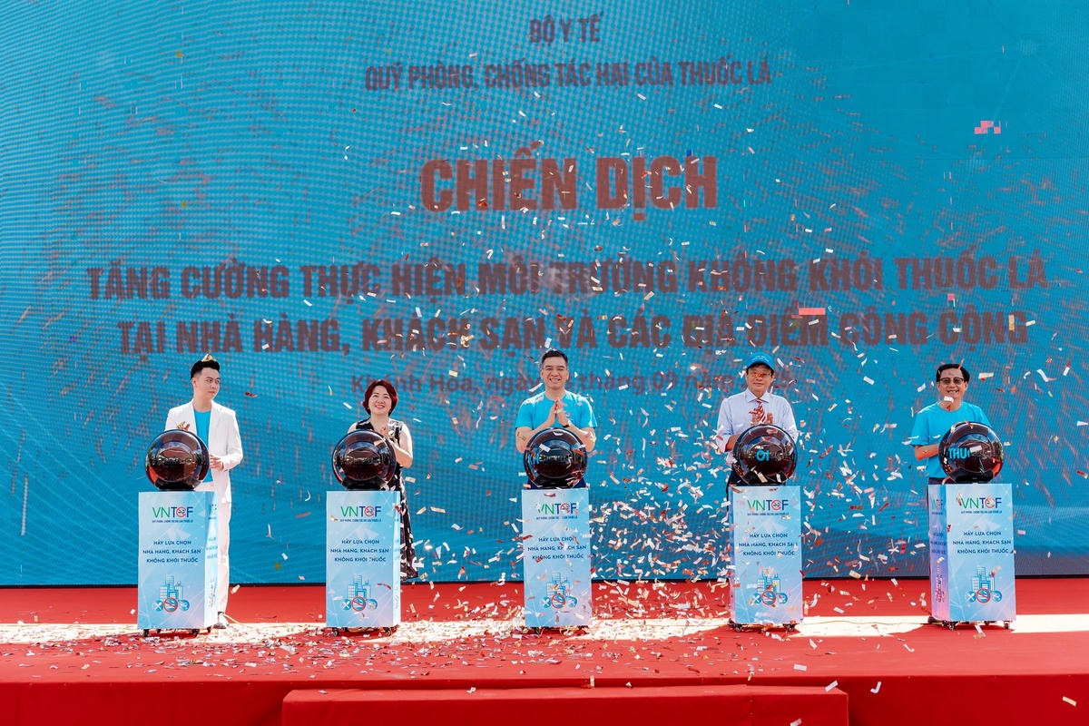 Chiến dịch hướng tới mục tiêu bảo vệ sức khỏe cộng đồng không khói thuốc lá. Ảnh: LH.