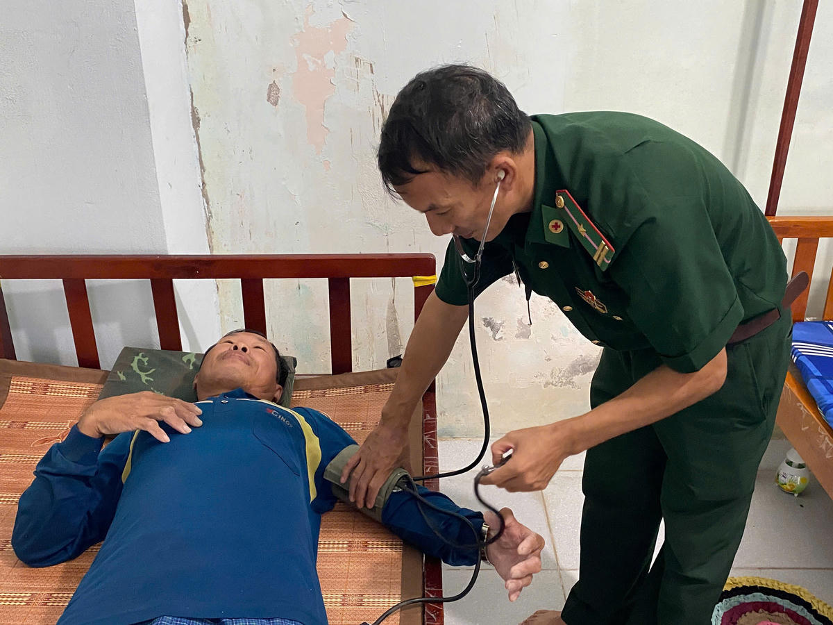 Các thuyền viên được cứu vớt sức khỏe, tâm lý đã hồi phục. Ảnh: Hoàng Tá