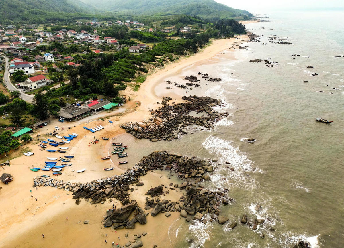 Khu vực biển xã Kỳ Xuân phù hợp để phát triển điện gió. Ảnh: Cẩm Kỳ.