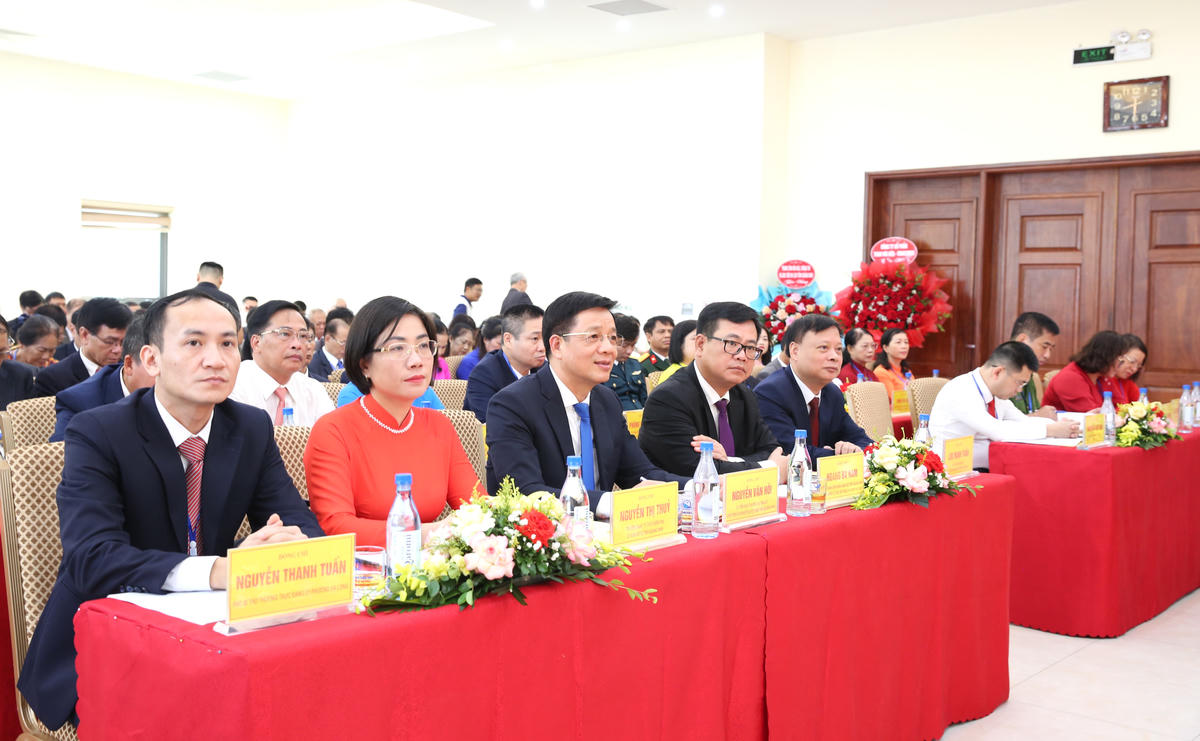 Đại hội có sự tham dự của lãnh đạo Ủy ban MTTQ Việt Nam tỉnh Quảng Ninh, lãnh đạo phường Hạ Long cùng hơn 160 đại biểu đại diện cho khối đại đoàn kết toàn dân trên địa bàn phường Hạ Long. Ảnh: Ngọc Anh.