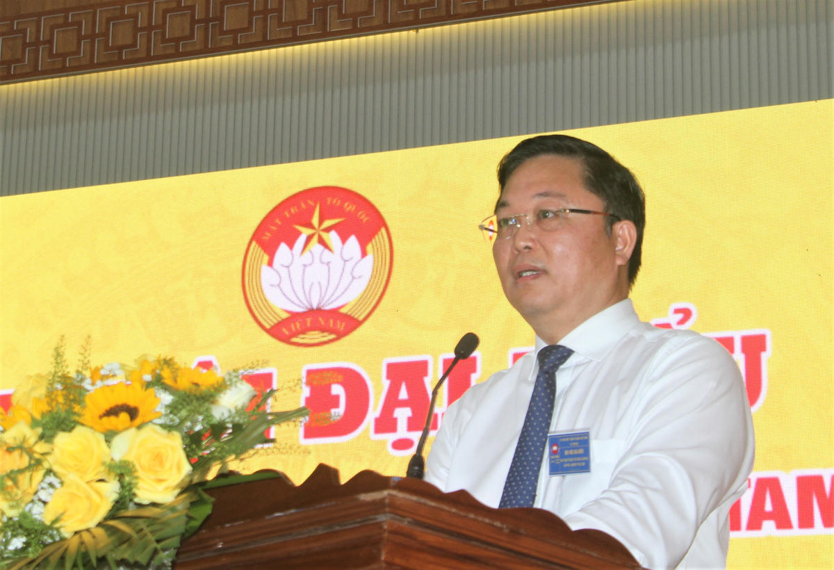 Ông Lê Trí Thanh, Chủ tịch Ủy ban Mặt trận Tổ quốc Việt Nam TP Đà Nẵng phát biểu chỉ đạo Đại hội. Ảnh: Chí Đại.