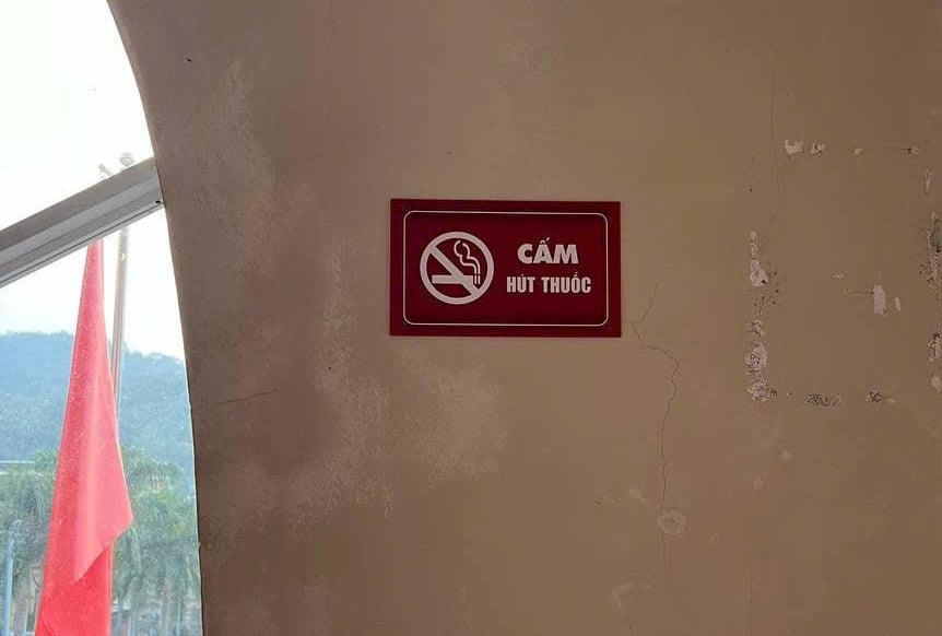 Từ phong trào “Nói không với thuốc lá nơi công sở” của UBND xã Lương Sơn Sơn đã dần mở rộng ra cộng đồng. Ảnh: Cao Sơn.