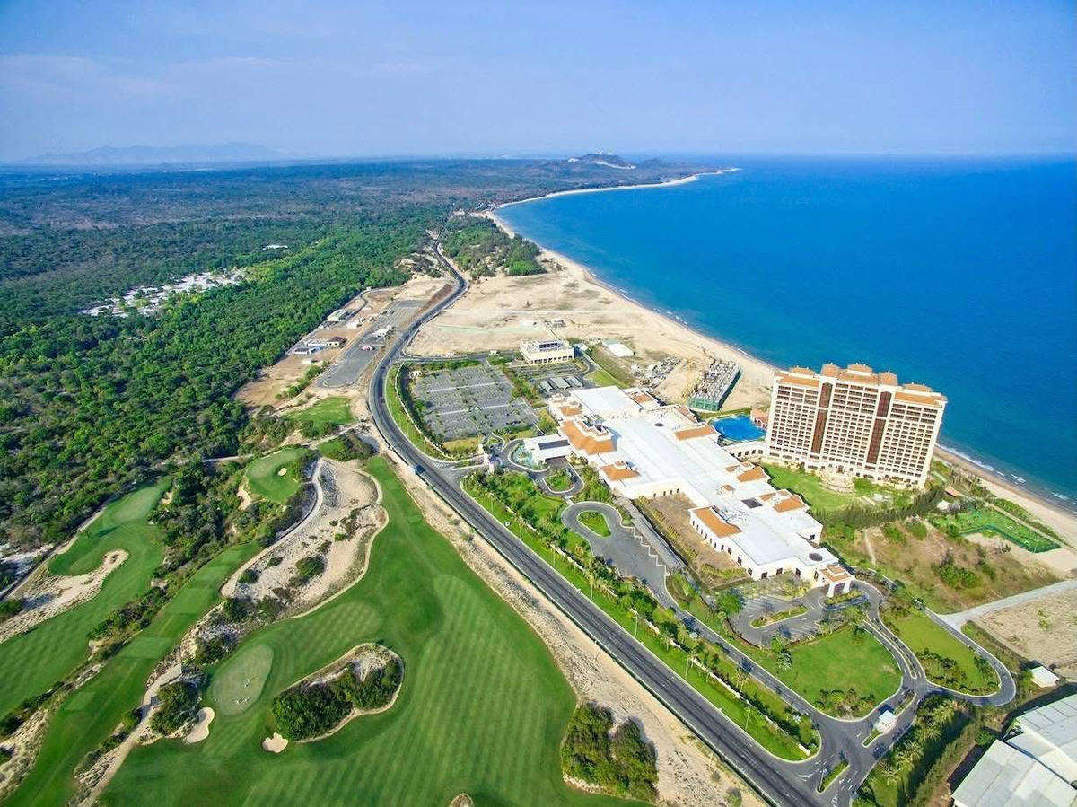 Đô thị biển Hồ Tràm sôi động lên nhờ các dự án du lịch, nghỉ dưỡng, bất động sản và sân golf.