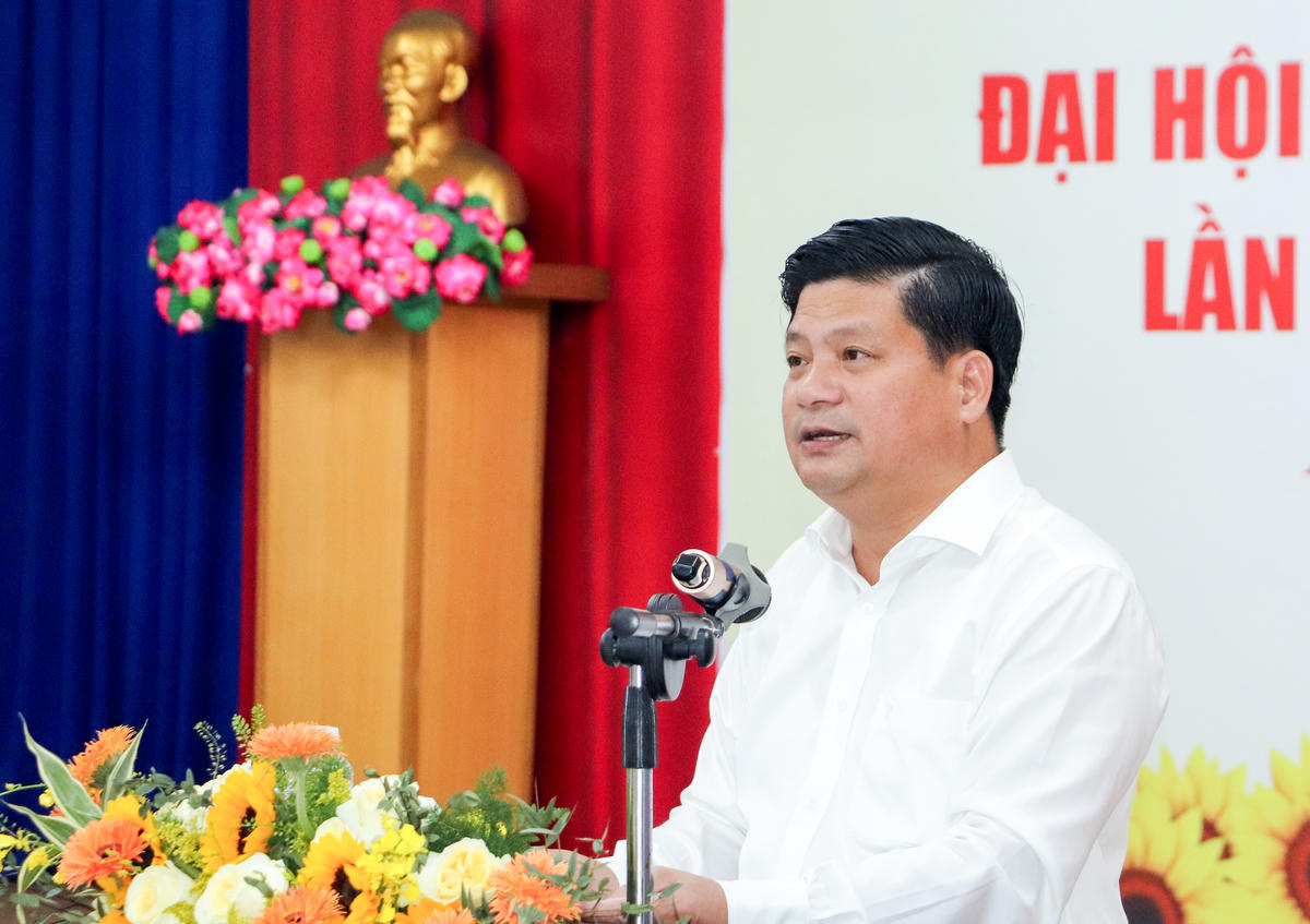 Ông Tống Phước Trường, Trưởng Ban Tuyên giáo và Dân vận Tỉnh uỷ An Giang thông tin tại buổi họp báo. Ảnh Triung Kiên.