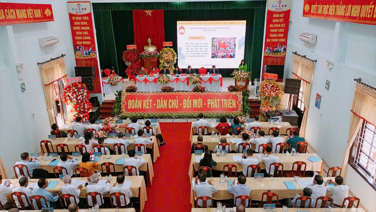 Quảng cảnh Đại hội đại biểu Ủy ban Mặt trận Tổ quốc Việt Nam xã Thăng Bình lần thứ I, nhiệm kỳ 2025-2030. Ảnh: Chí Đại.