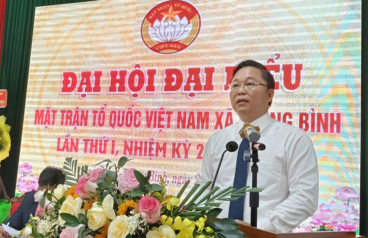 Ông Lê Trí Thanh, Chủ tịch Ủy ban Mặt trận Tổ quốc Việt Nam TP Đà Nẵng phát biểu chỉ đạo Đại hội. Ảnh: Chí Đại.