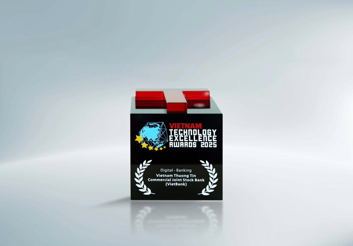 Asian Technology Excellence Awards là giải thưởng thường niên uy tín do Asian Business Review tổ chức.