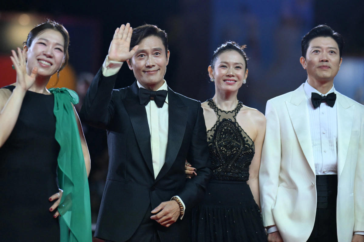   Ngôi sao Son Ye Jin, tài tử  Lee Byung Hun tại Liên hoan phim Venice tháng 8/2025.  