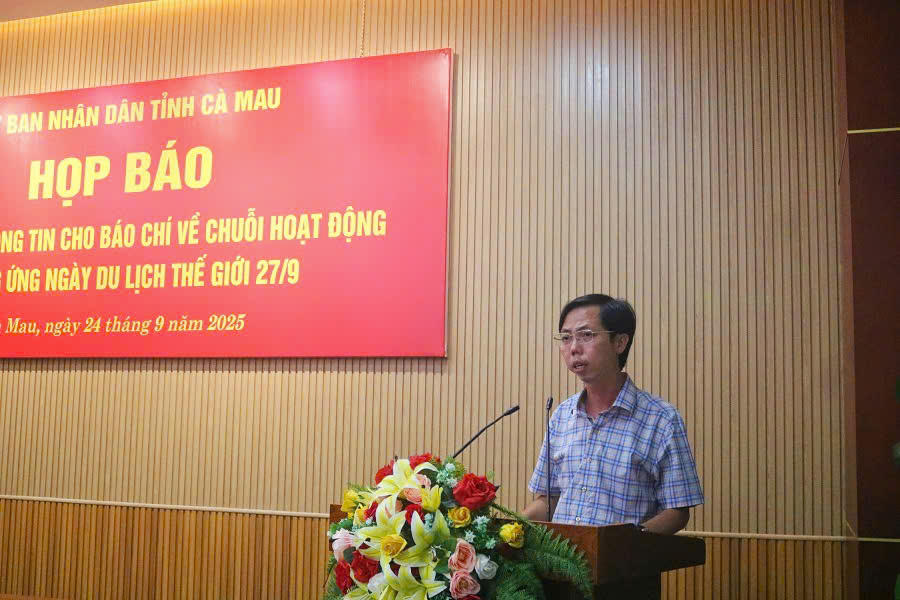   Phó Giám đốc Sở Văn hóa, Thể thao - Du lịch tỉnh Cà Mau Lý Vĩ Triều Dương thông tin về sự kiện. Ảnh: Nguyên Du  