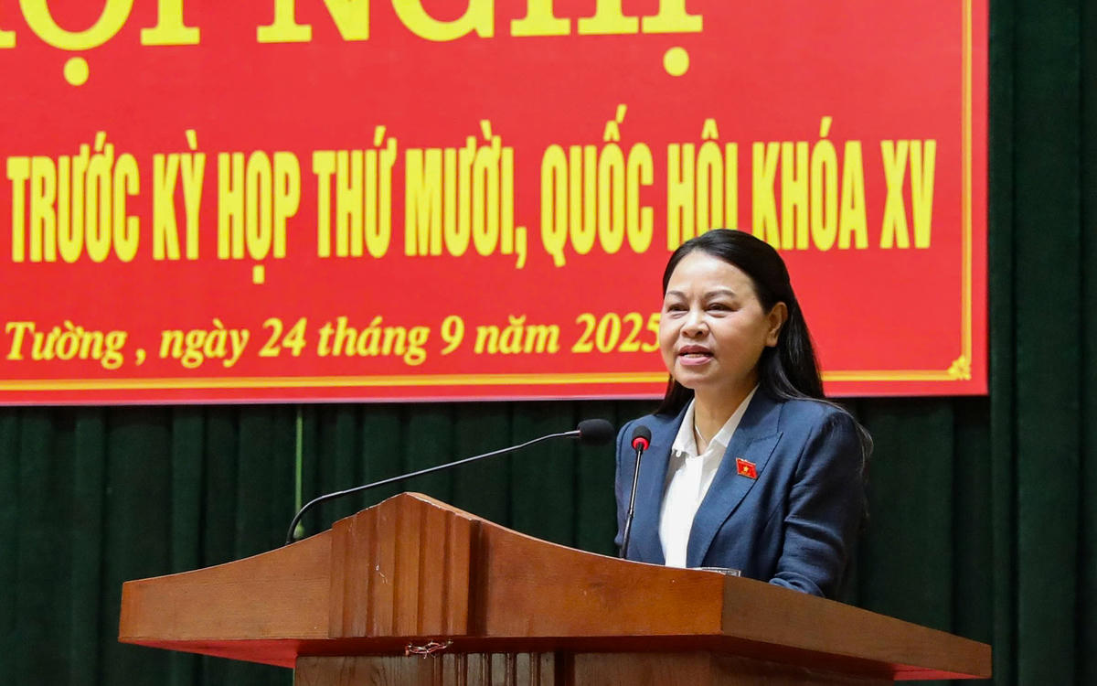 Phó Chủ tịch - Tổng Thư ký Nguyễn Thị Thu Hà đề nghị chính quyền xã Gia Tường bám sát, giải quyết kịp thời các kiến nghị của người dân. Ảnh: Đình Minu