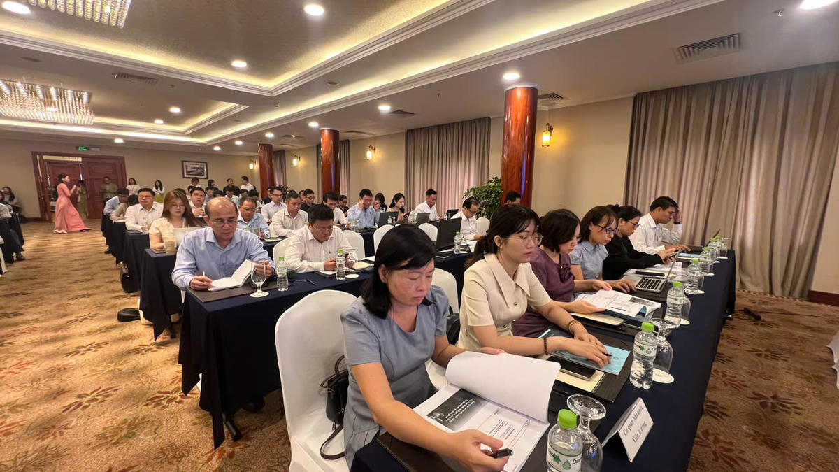 Nhiều diễn giả và doanh nghiệp tham gia diễn đàn. Ảnh: A.V