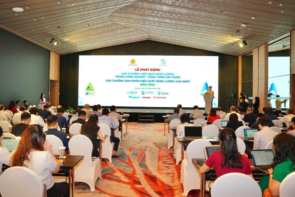 Lễ phát động giải thưởng. Ảnh: V.H.