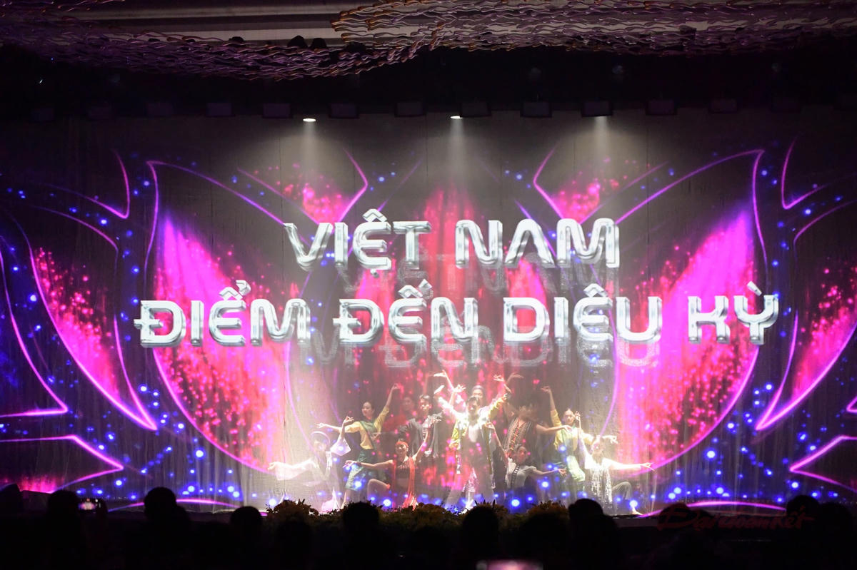 Việt Nam hội tụ nhiều điều kiện để phát triển du lịch. Ảnh: Phạm Sỹ.