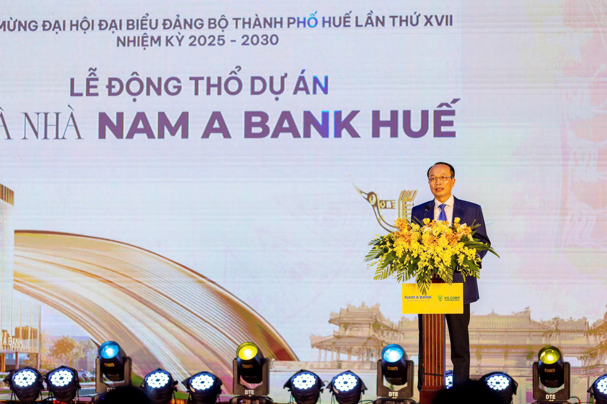 Ông Phan Quý Phương – Thành uỷ viên – Phó Chủ tịch UBND TP Huế phát biểu tại Lễ động thổ Tòa nhà Nam A Bank Huế.