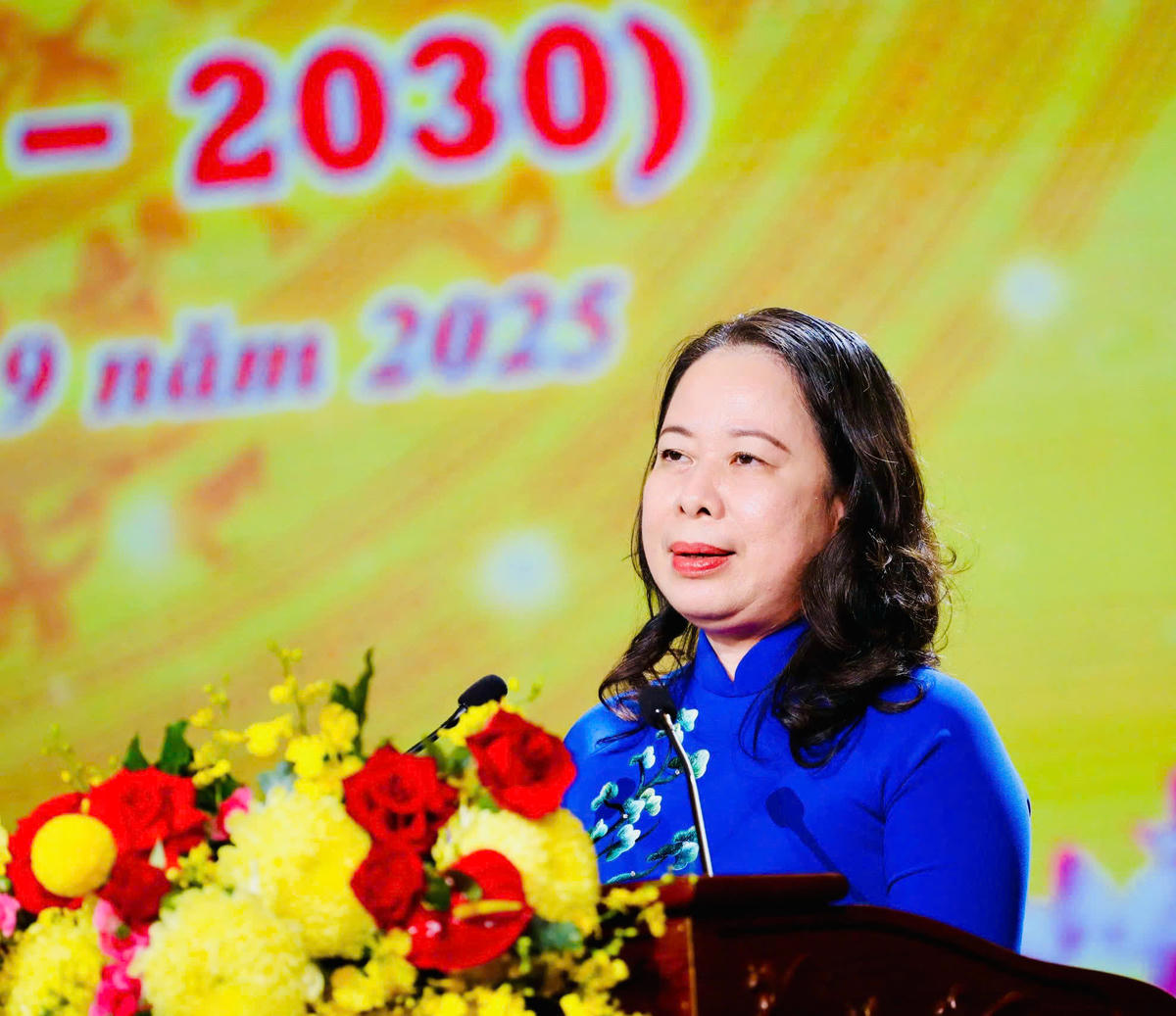 Bà Võ Thị Ánh Xuân, Ủy viên Ban Chấp hành Trung ương Đảng, Phó Chủ tịch nước, Phó Chủ tịch Thứ Nhất Hội đồng Thi đua – Khen thưởng Trung ương phát biểu. Ảnh:TT.