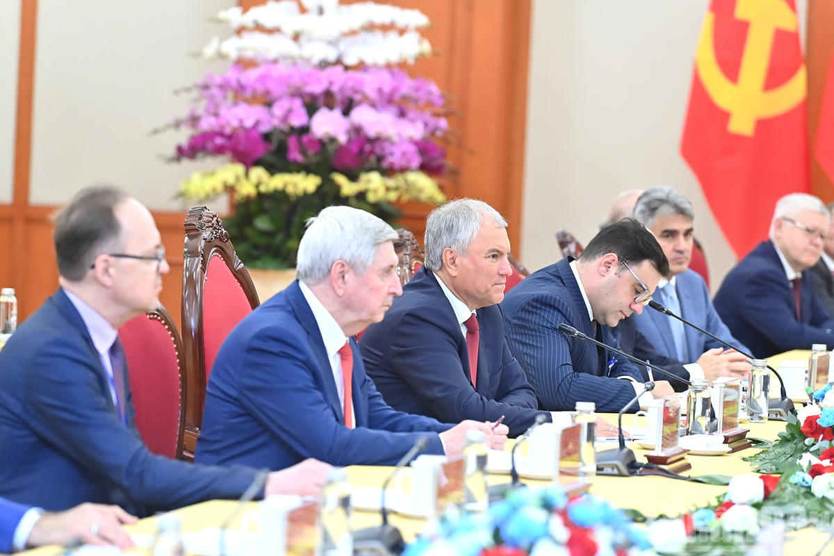 Chủ tịch Duma Quốc gia Quốc hội Liên bang Nga Vyacheslav Volodin phát biểu.