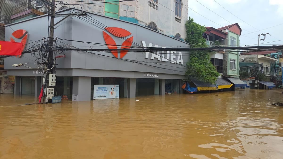 Lào Cai: 8 người thương vong, 1 người mất tích, gần 5.000 ngôi nhà bị hư hỏng