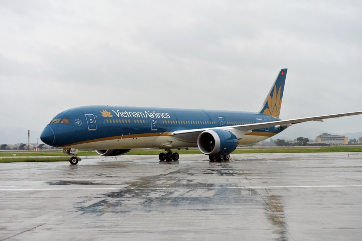 Vietnam Airlines điều chỉnh kế hoạch khai thác do ảnh hưởng của thời tiết xấu tại sân bay Nội Bài
