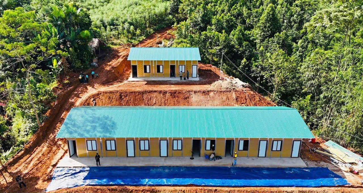 Khu nhà tạm dành cho các hộ dân Làng Lủ được Vingroup hỗ trợ, hoàn thành sau 7 ngày thi công.