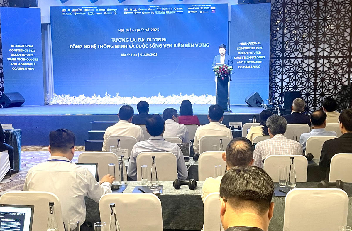 Hội thao tìm giải pháp cho phát triển kinh tế biển xanh và và bền vững (ảnh Thùy Trang).