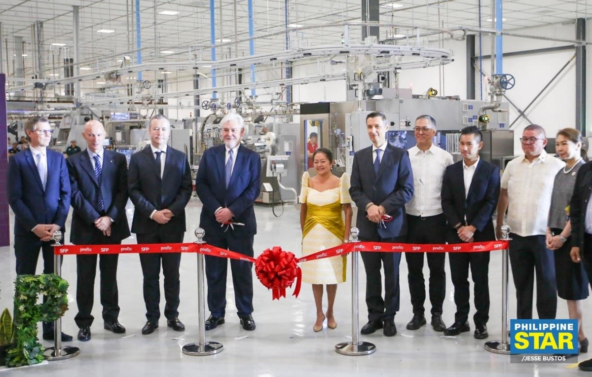 Lễ khánh thành nhà máy sản xuất thuốc lá không khói của PMI tại tỉnh Batangas, Philippines. Ảnh: Philippine Star.