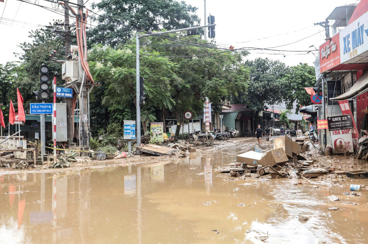 Phường Hà Giang gượng dậy giữa hoang tàn sau lũ dữ