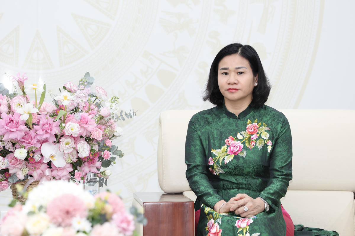 Phó Chủ tịch UBTƯ MTTQ Việt Nam, Chủ tịch Hội Liên hiệp Phụ nữ Việt Nam Nguyễn Thị Tuyến chia sẻ tại buổi gặp mặt. Ảnh: Thu Hà