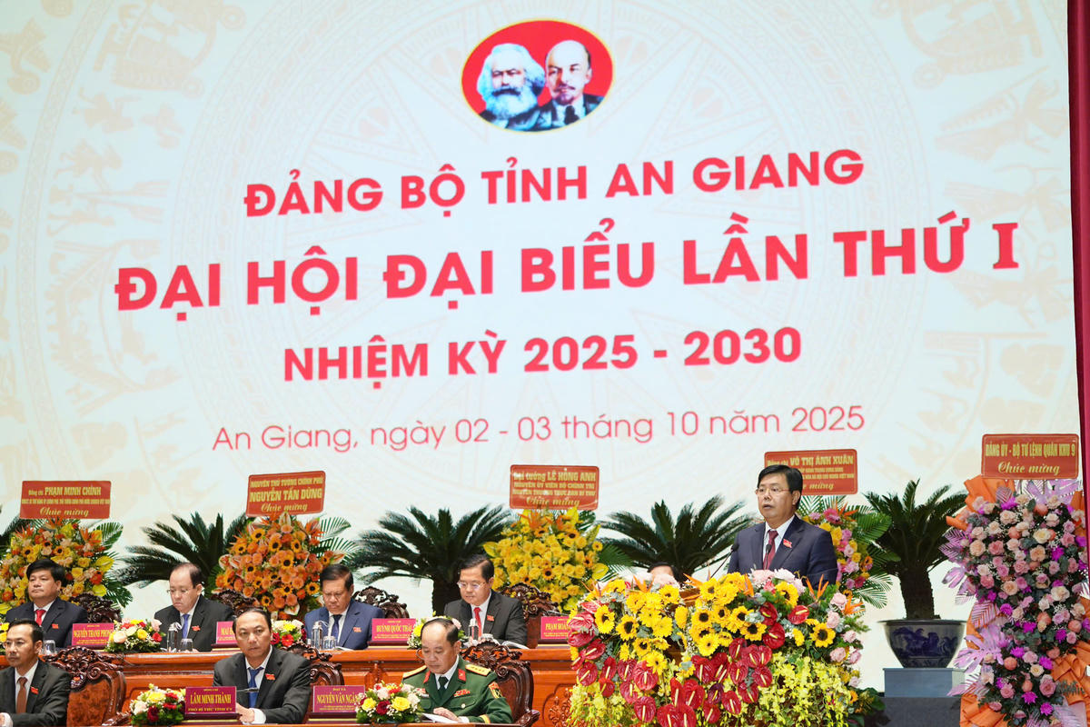 Bí thư Tỉnh uỷ An Giang Nguyễn Tiến Hải phát biểu khai mạc.