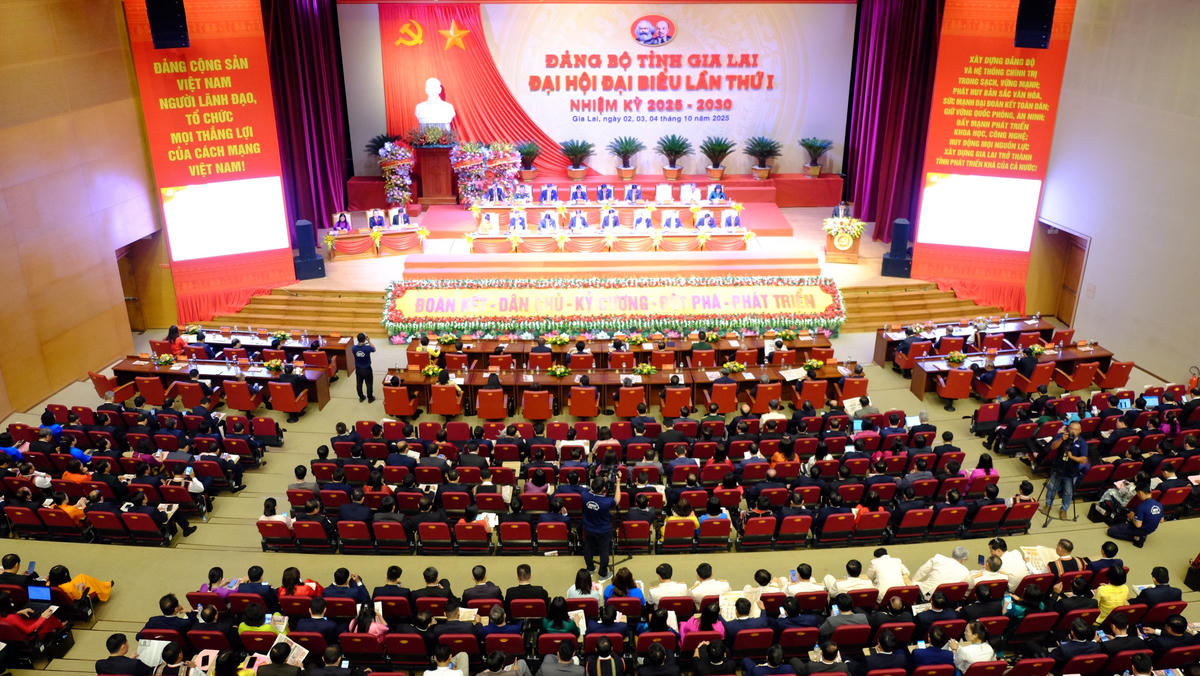 Quang cảnh bế mạc Đại hội đại biểu Đảng bộ tỉnh Gia Lai lần thứ I, nhiệm
kỳ 2025-2030. Ảnh: CV.
