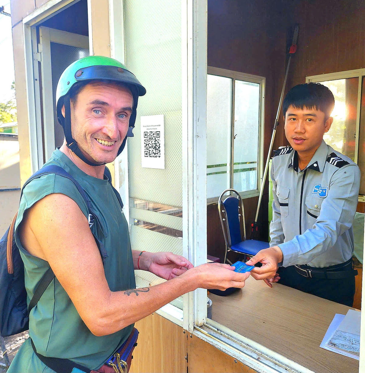 Du khách tấp nập khám phá vẻ đẹp bán đảo Sơn Trà