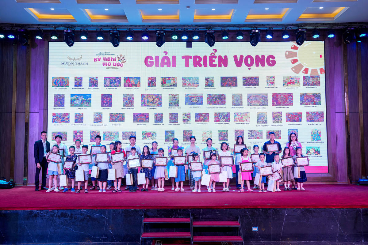 Năm nay giải triển vọng đã có sự đột phá với 200 giải dành cho các thí sinh tham gia dự thi.