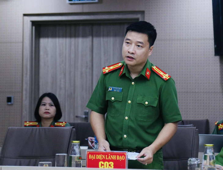 Thượng tá Vũ Thanh Tùng, Cục phó Cục Cảnh sát điều tra tội phạm về kinh tế, tham nhũng, buôn lậu thông tin về vụ án. Ảnh: DANH TRỌNG.