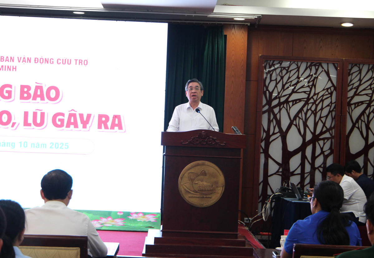 Ông Nguyễn Phước Lộc, Phó
Bí thư Thành ủy, Chủ tịch Ủy ban Mặt trận Tổ quốc Việt Nam TP Hồ Chí Minh phát
biểu tại lễ phát động. Ảnh: Q.Đ.