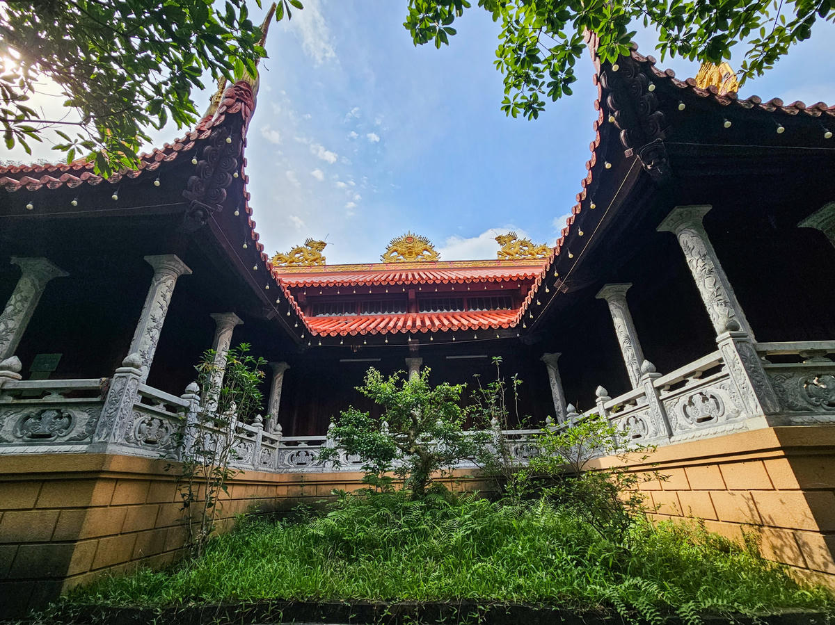 Sau khi giành thắng lợi và lên ngôi vua, Lê Lợi nhớ công 'Miêu thần' nên đã cho tu sửa chùa Chu, đổi tên thành chùa Mèo để tưởng nhớ sự việc này. Ảnh: Đình Minh