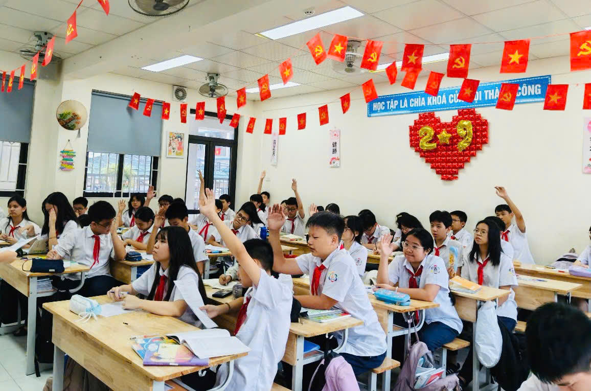 Một tiết học của học sinh Trường THCS Thành Công (phường Giảng Võ). Ảnh: Q.A.