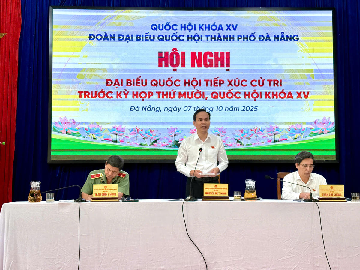 Đà Nẵng: Cán bộ phục vụ người dân xuyên trưa đến đêm, kể cả thứ 7, Chủ nhật