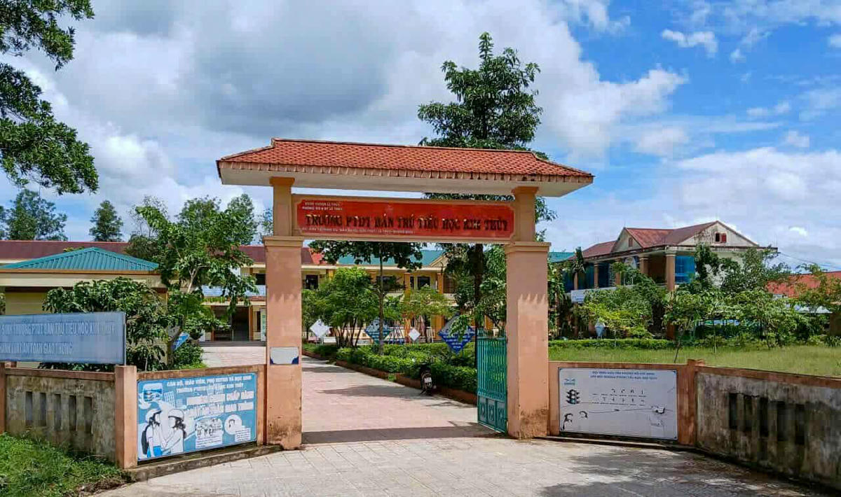 Trường Phổ thông Dân tộc bán trú Tiểu học Kim Thủy bị xử phạt gần 200 triệu đồng. Ảnh: CK