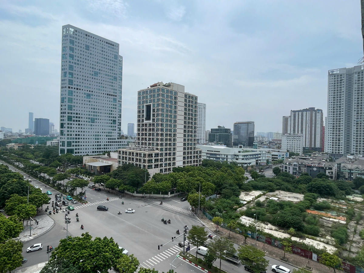 Thủ tướng chỉ đạo các địa phương tăng cường kiểm tra, giám sát hoạt động môi giới bất động sản trên địa bàn để ngăn ngừa tình trạng "tung tin đồn thổi", làm "nhiễu loạn" thị trường.