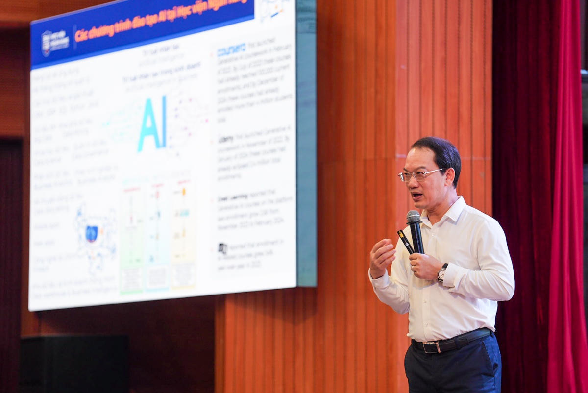 TS. Phan Thanh Đức, Giảng viên cao cấp, Trưởng khoa Công nghệ thông tin và Kinh tế số, Học viện Ngân hàng. Ảnh:TBNH.