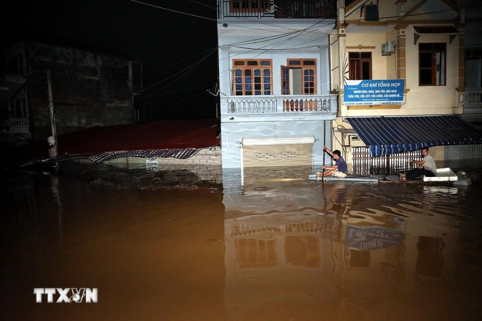 Nước lũ ngập sâu tại xã Thất Khê, tỉnh Lạng Sơn. (Ảnh: Văn Đạt/TTXVN)