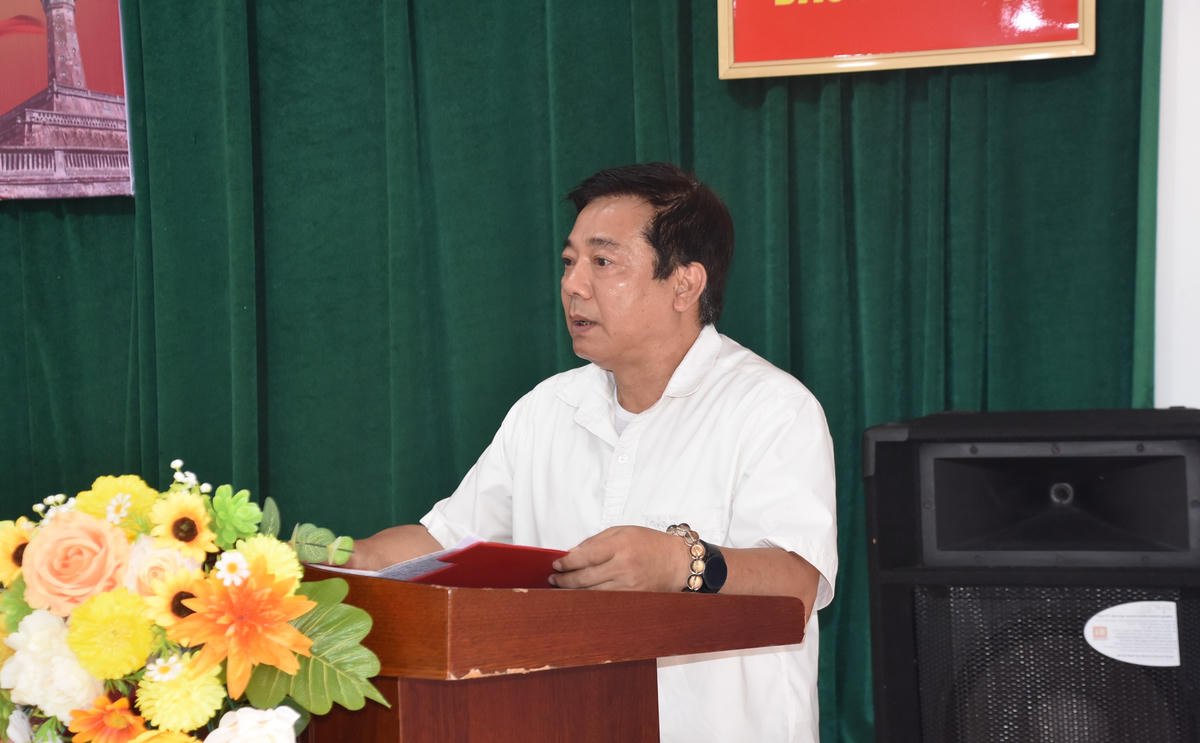 Ông Vũ Tiến Cường - Chánh Văn phòng Báo Đại đoàn kết phát biểu tại sự kiện. Ảnh: Đ.S.