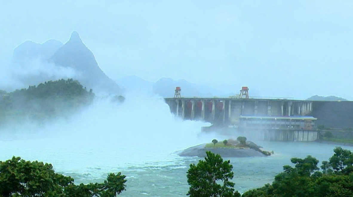 Thủy điện Tuyên Quang sẽ mở tiếp 1 cửa xả đáy tối 9/10. Ảnh: danviet.vn