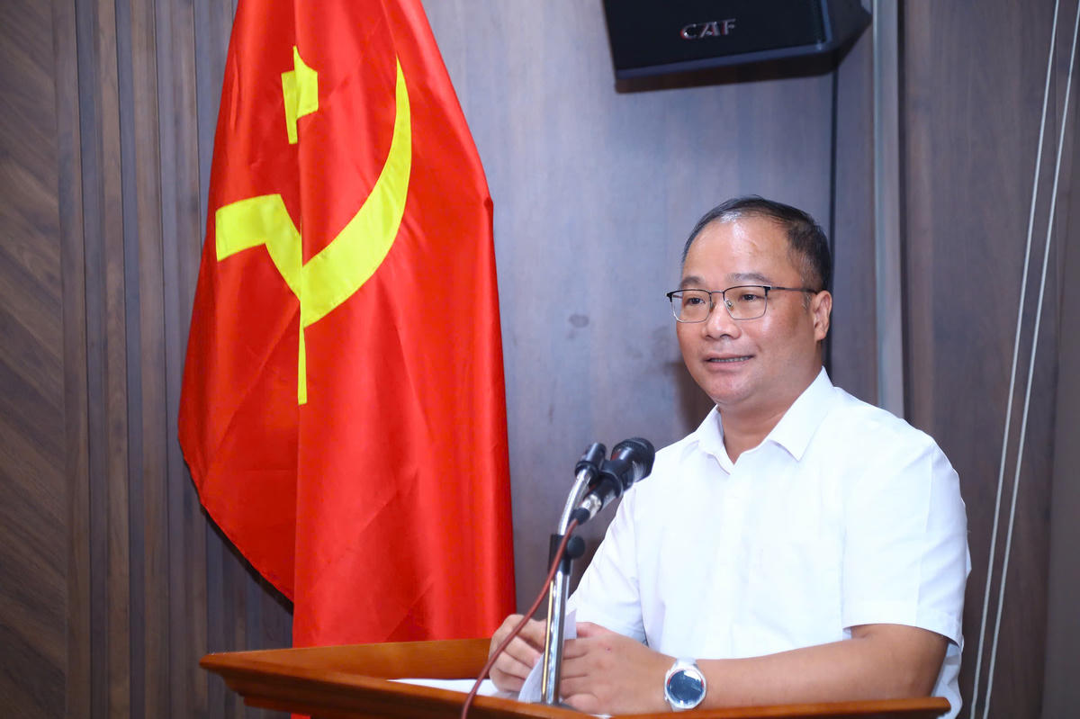 Tiến sĩ Nguyễn Đăng Khang - Ủy viên Ban Thường vụ Đảng ủy, Phó Tổng Biên tập Báo Đại đoàn kết phát biểu chỉ đạo Đại hội.&nbsp;Ảnh: Lê Khánh.