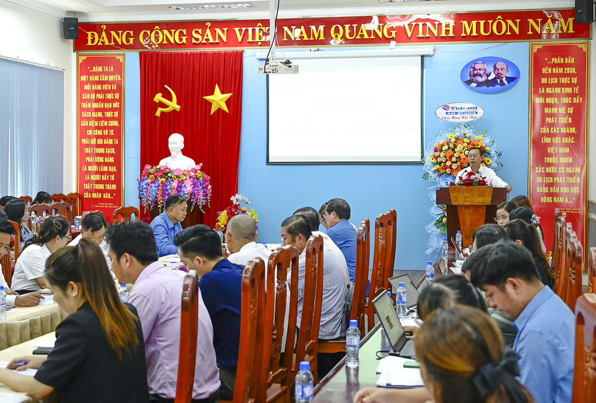 Quang cảnh hội thảo. Ảnh Nguyễn Minh.&nbsp;