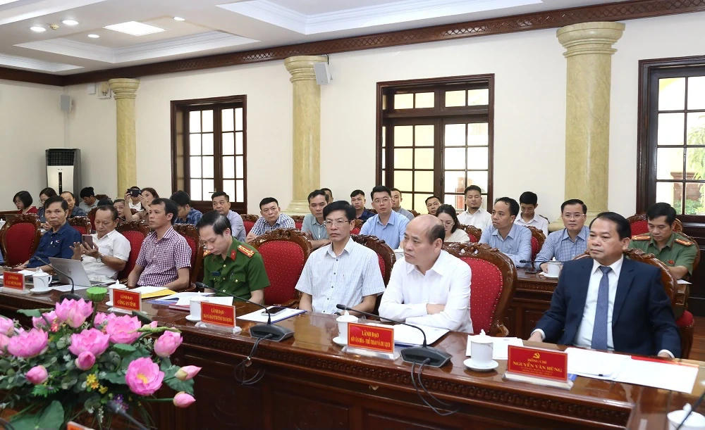 Các đại biểu dự họp báo. Ảnh: Phong Sắc