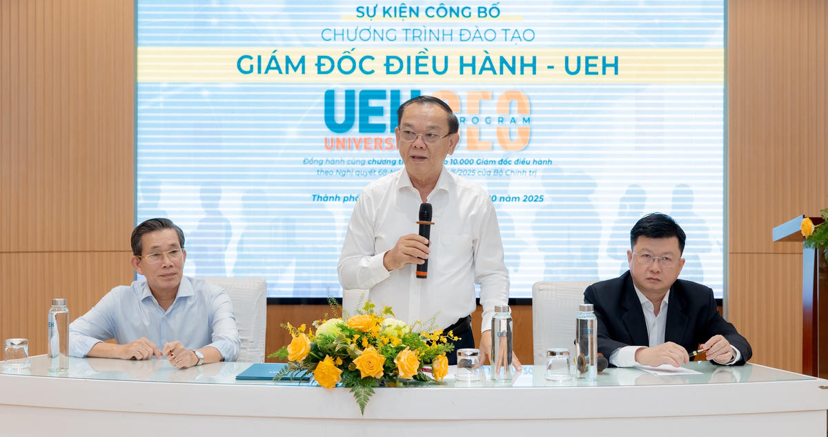 GS.TS Nguyễn Đông Phong, Chủ tịch Hội đồng Đại học Kinh tế TP Hồ Chí Minh thông tin về định hướng phát triển đội ngũ lãnh đạo doanh nghiệp chất lượng cao. Ảnh: T.K.