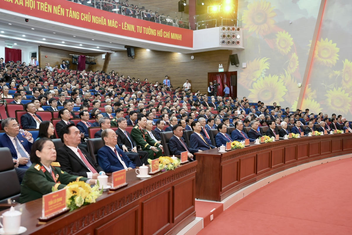 Quang cảnh Đại hội đại biểu Đảng bộ TP Hồ Chí Minh lần thứ I, được khai mạc sáng nay. Ảnh: Đ.H.