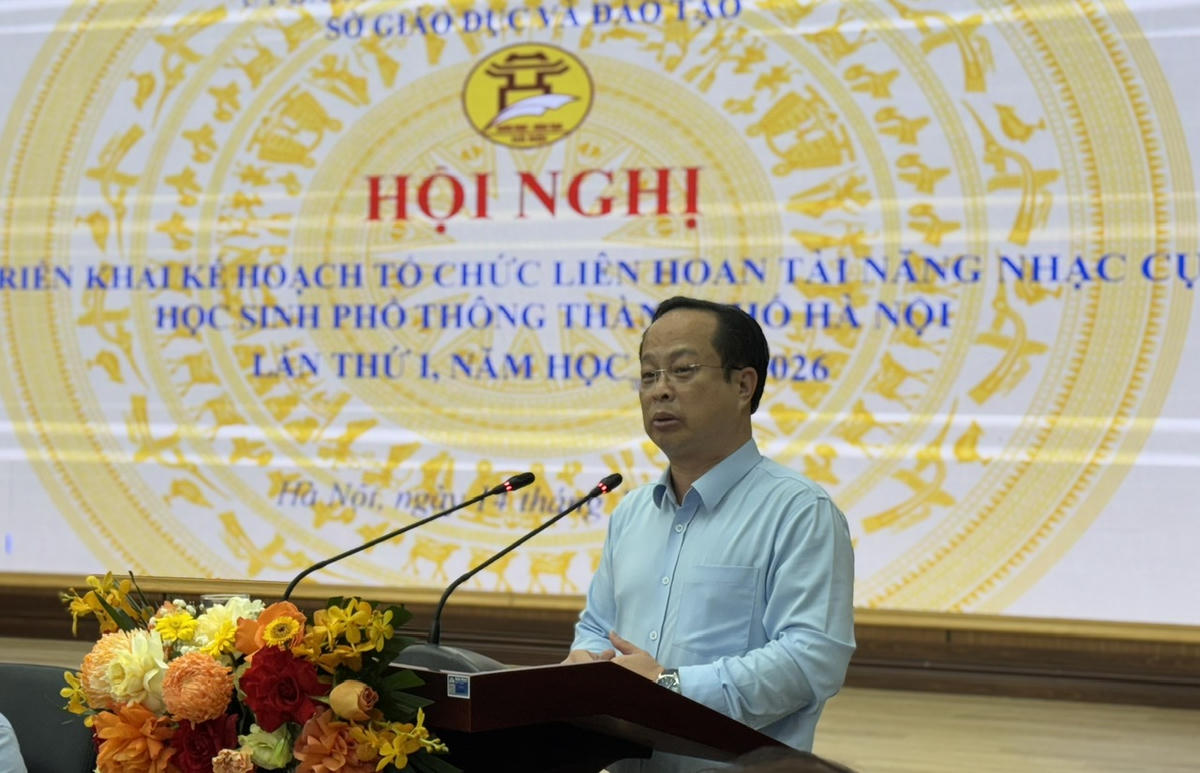 Giám đốc Sở GDĐT Hà Nội Trần Thế Cương phát biểu tại hội nghị. Ảnh: Nguyễn Hoài