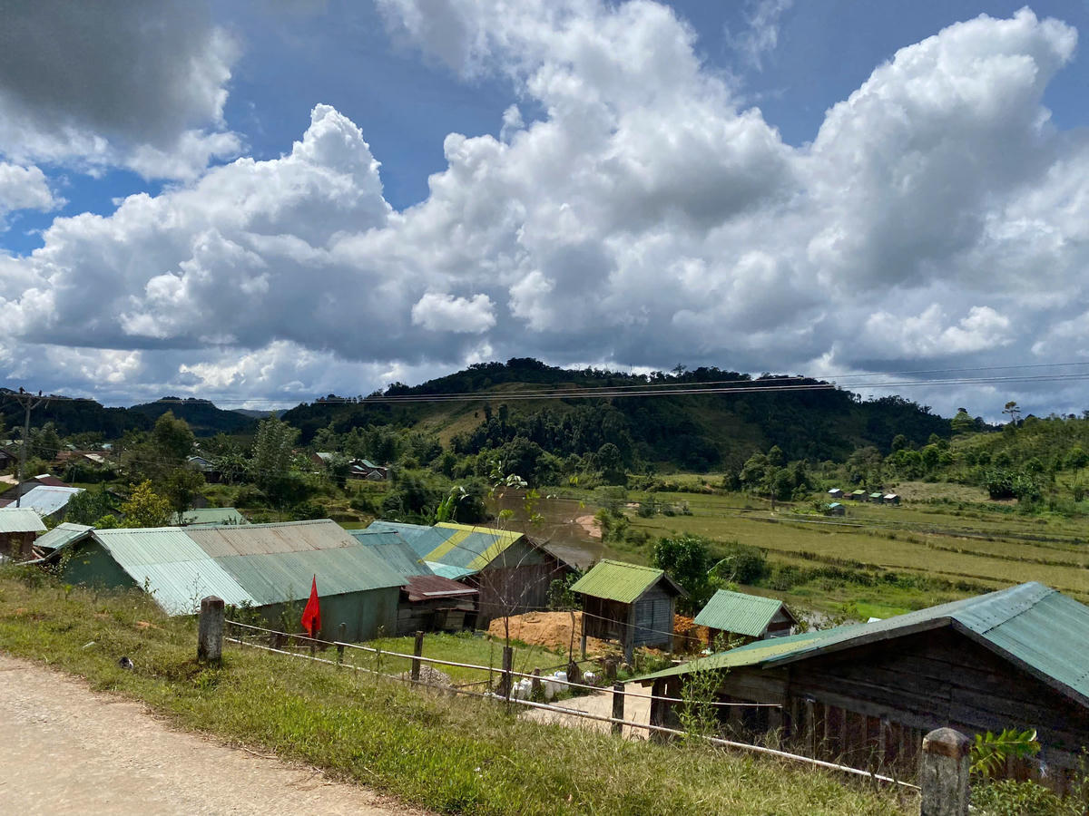 Khu vực xã Măng Bút, tỉnh Quảng Ngãi thường xuyên xảy ra động đất. Ảnh: CV.

