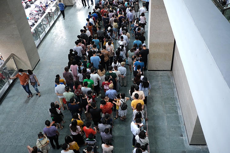 Việc xây dựng môi trường giao thông không khói thuốc
đem lại hiệu quả kinh tế cũng như sức khỏe. Ảnh: TL

